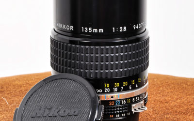 NIKON Objectif 135mm f/2,8