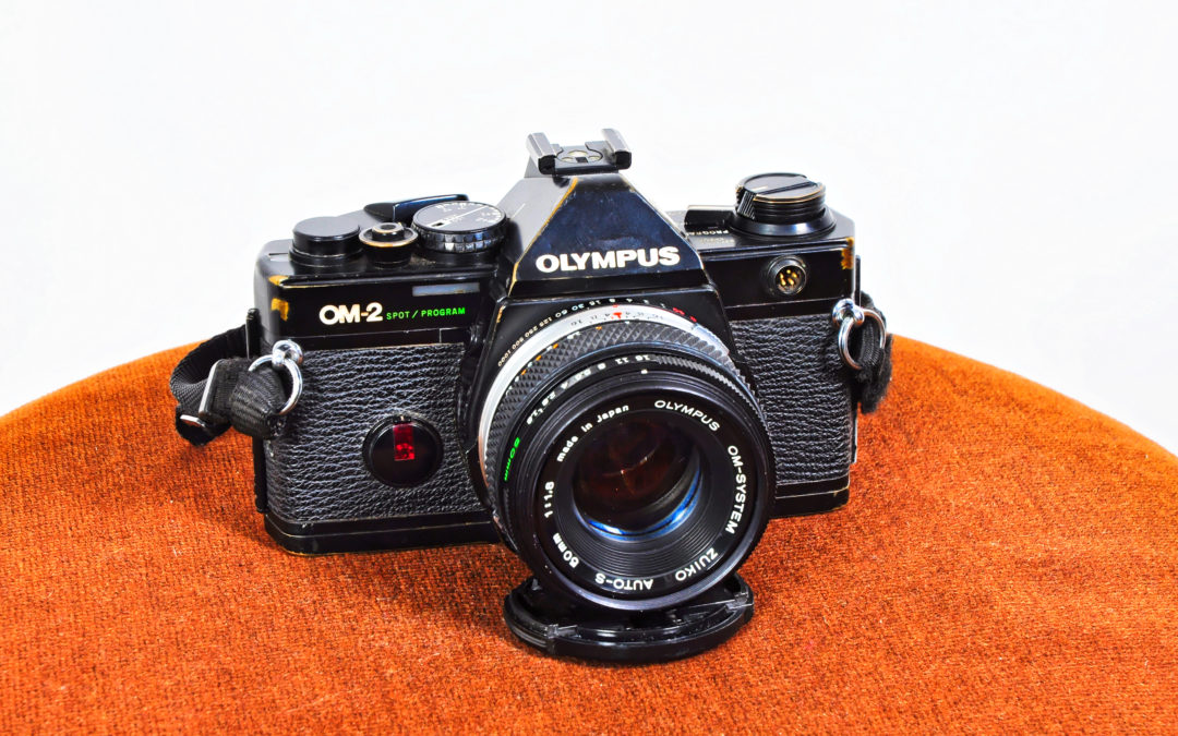 Olympus OM-2 SPOT/PROGRAM avec 50mm f/1,8